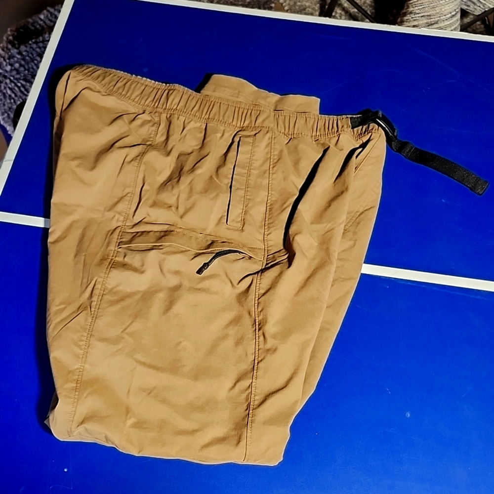 Outdoor/hiking pants fast drying.